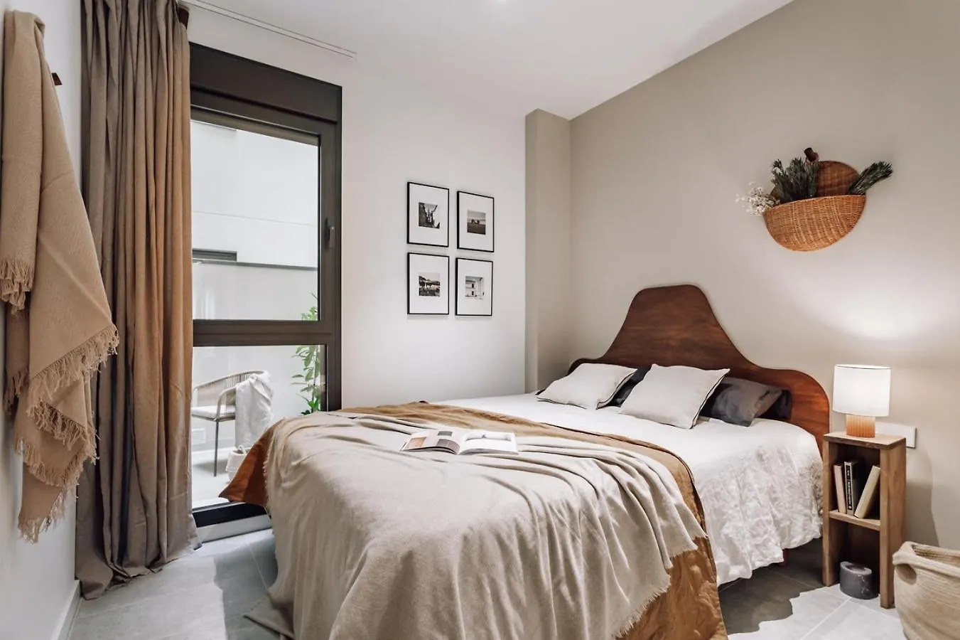 Encina - 2 Bedrooms In Eixample Esquerra Barcelona Appartement